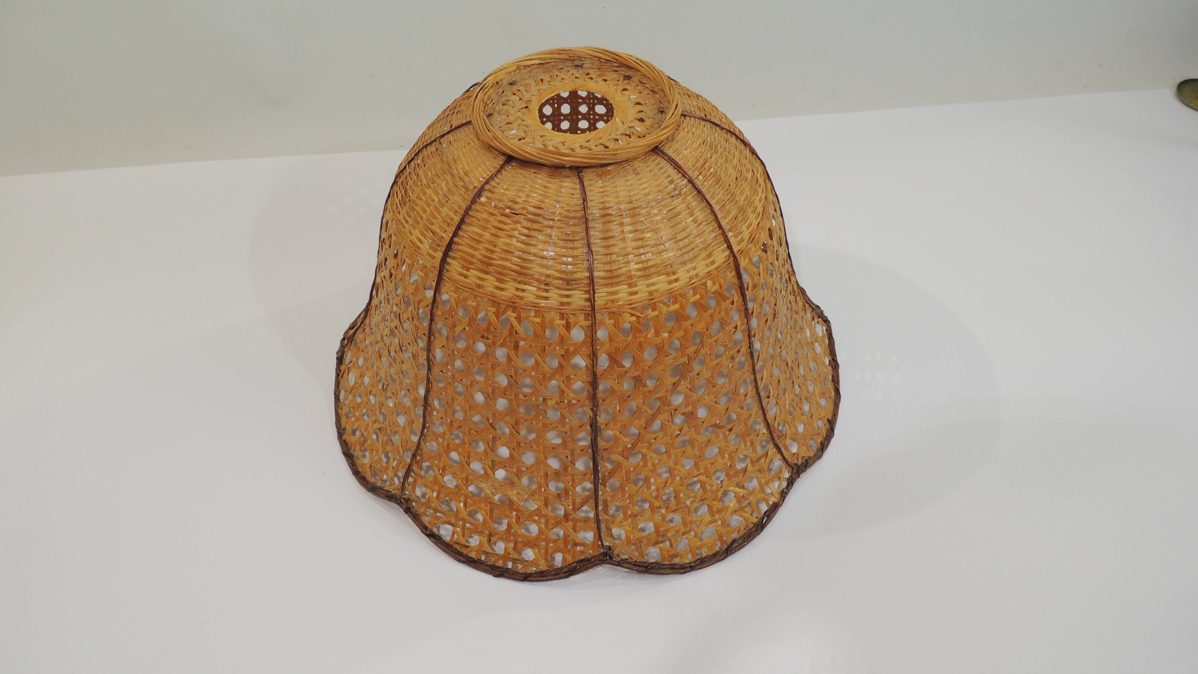 Rattan suspension / lampshade / chandelier / vintage