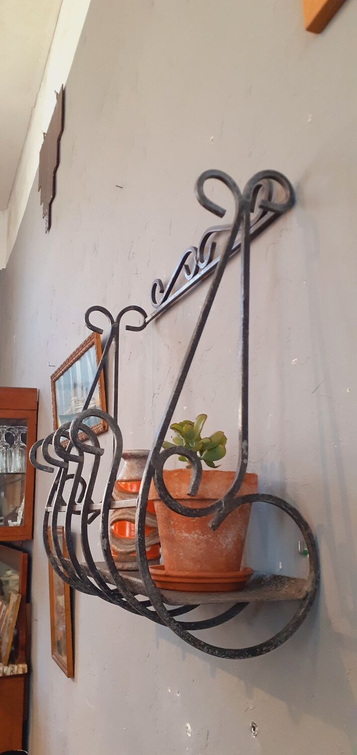 Jardinière murale années 70 en fer forgé