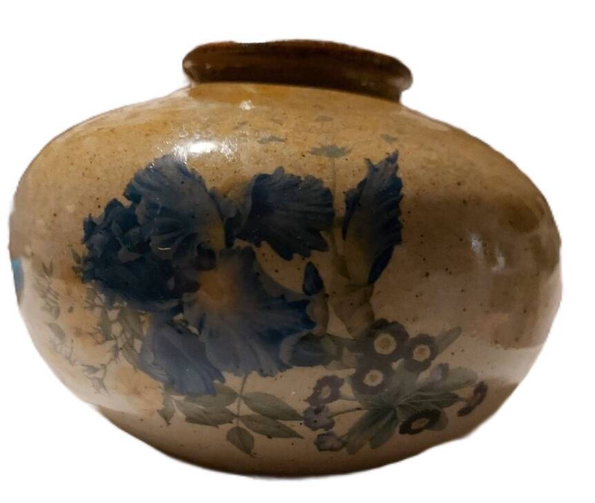 Pretty ball vase in enamelled stoneware with blue floral motifs