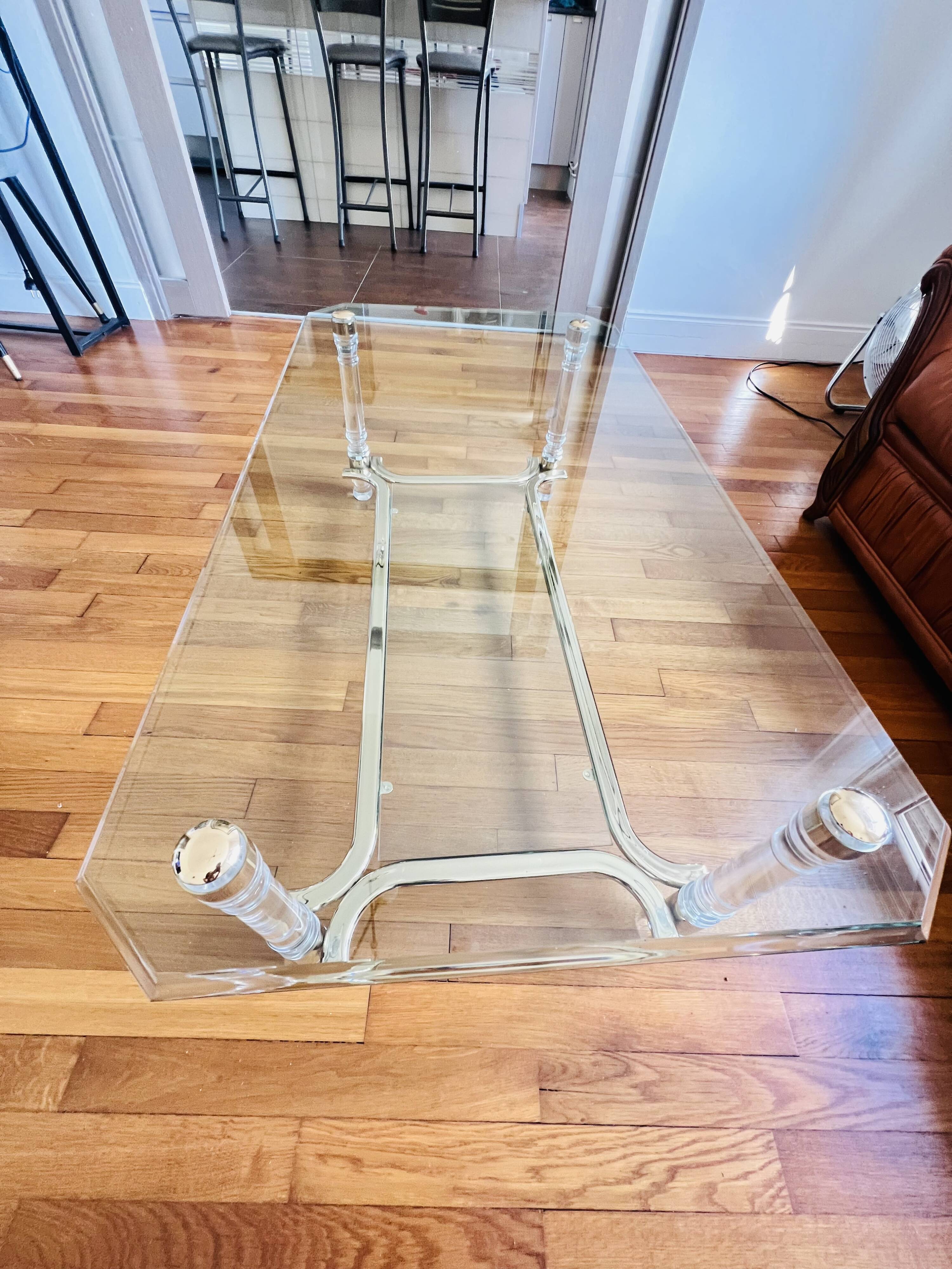 Table basse en verre