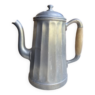 Aluminum teapot