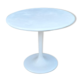 Table ronde en fibre de verre pied tulipe