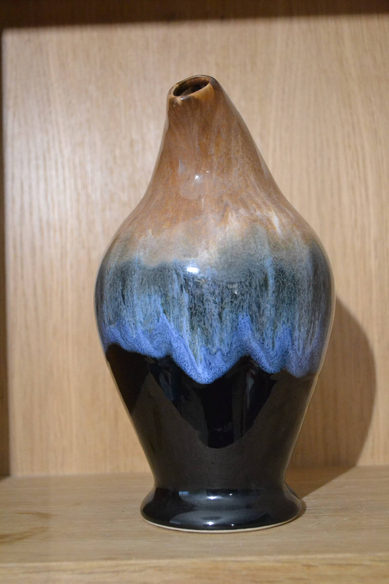 Large flame-patterned stoneware jug