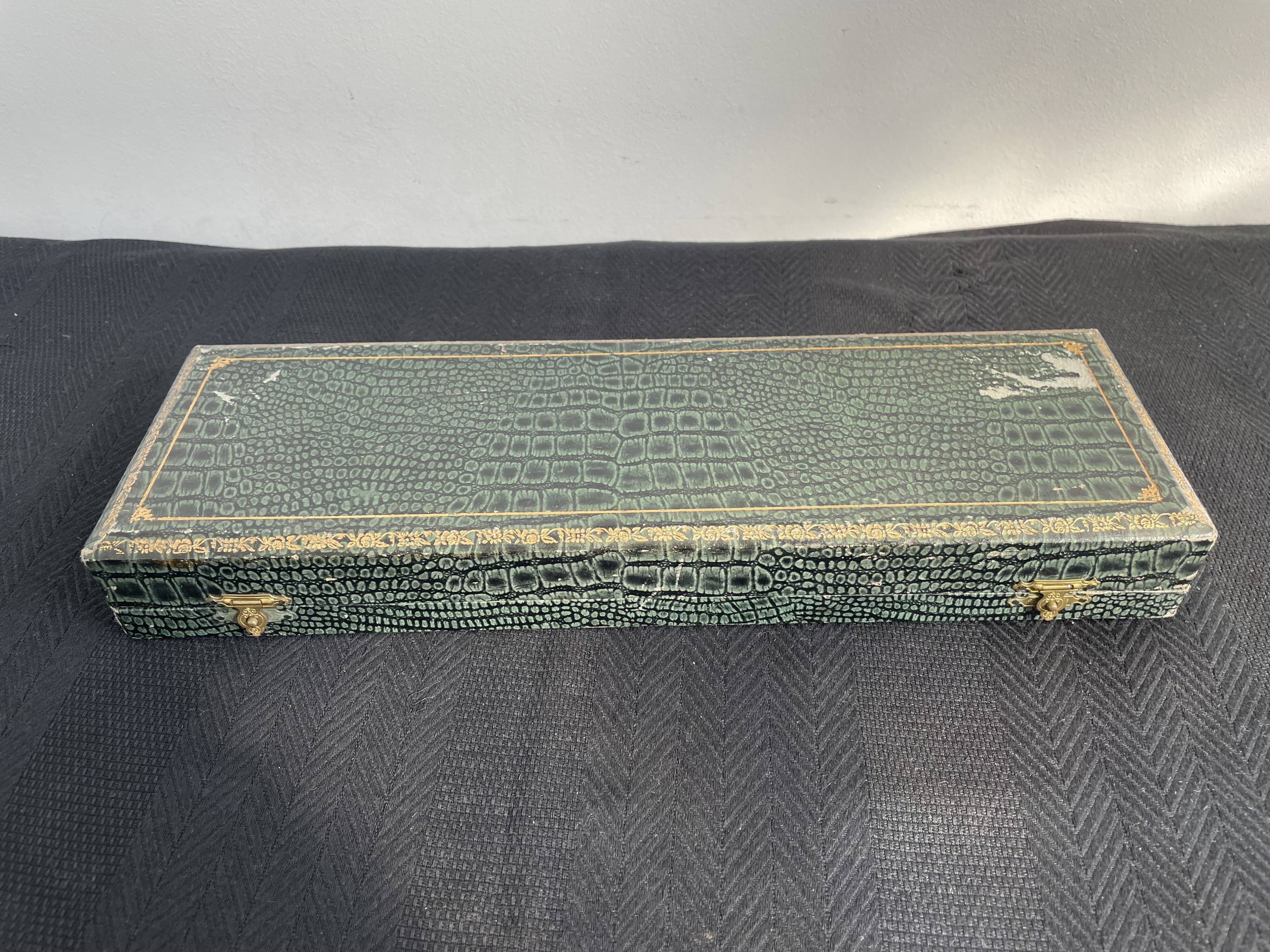 Covered with fish service, stuffed silver, Ivorian, France