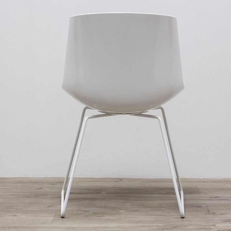 MDF Flow chair lacquered white shell and brown fabric