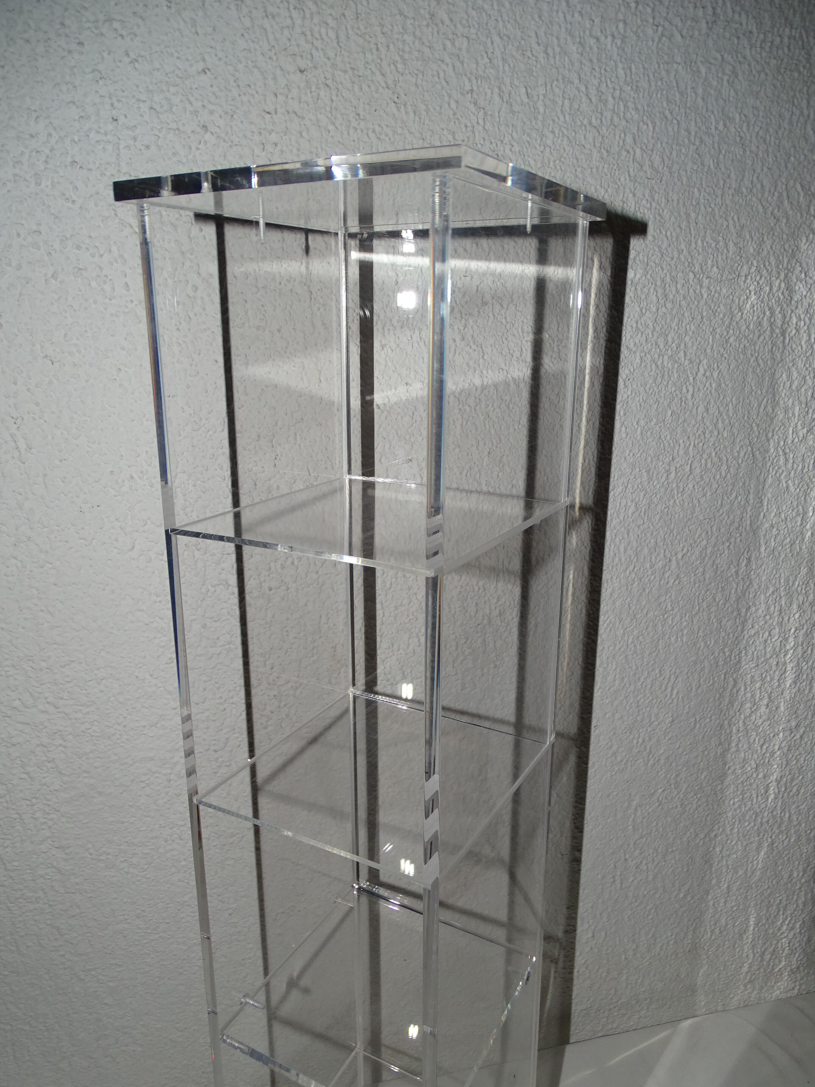 DAVID LANGE DESIGN COLUMN HOLDER VINTAGE PLEXIGLASS CD HOLDER