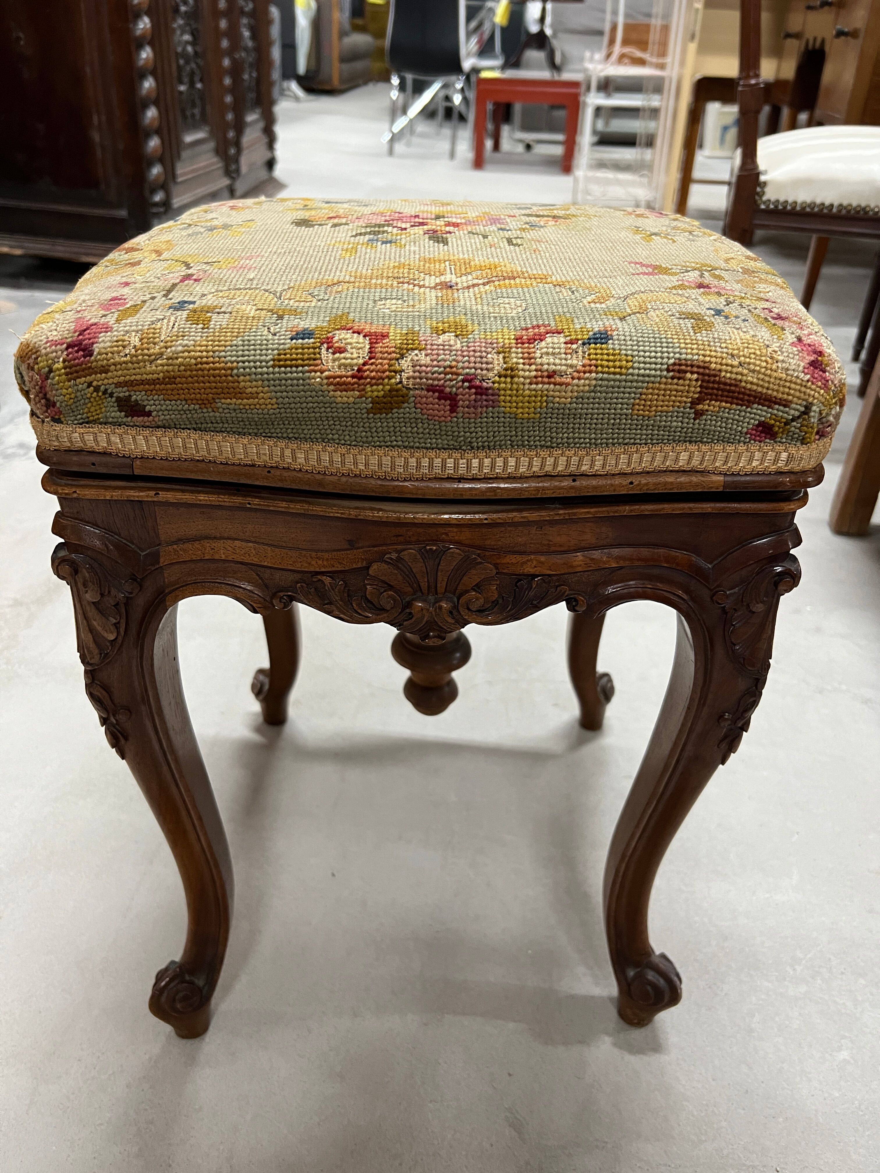 Vintage Louis XV style piano stool