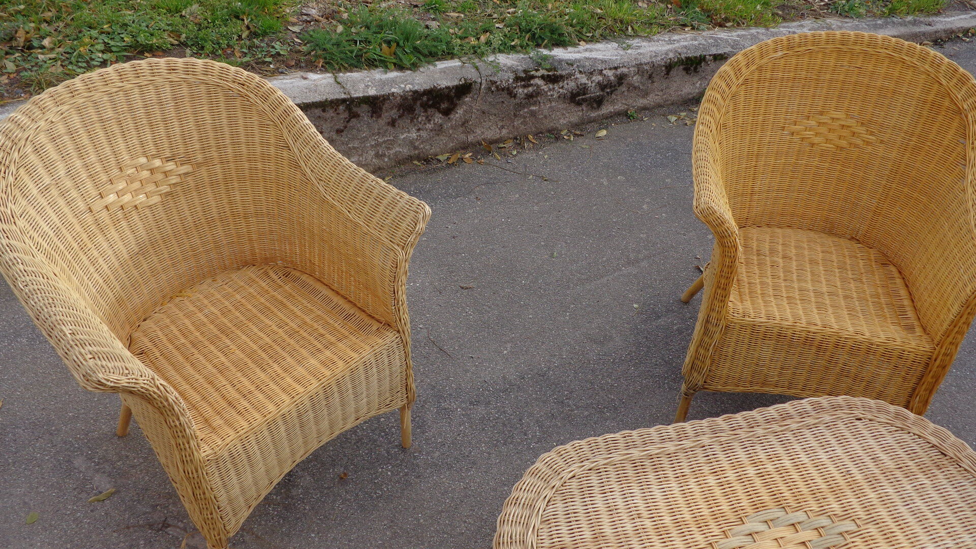 Wicker garden furniture 4 pieces