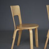 Chaises modèle 66 d'Alvar Aalto pour Artek, années 1980