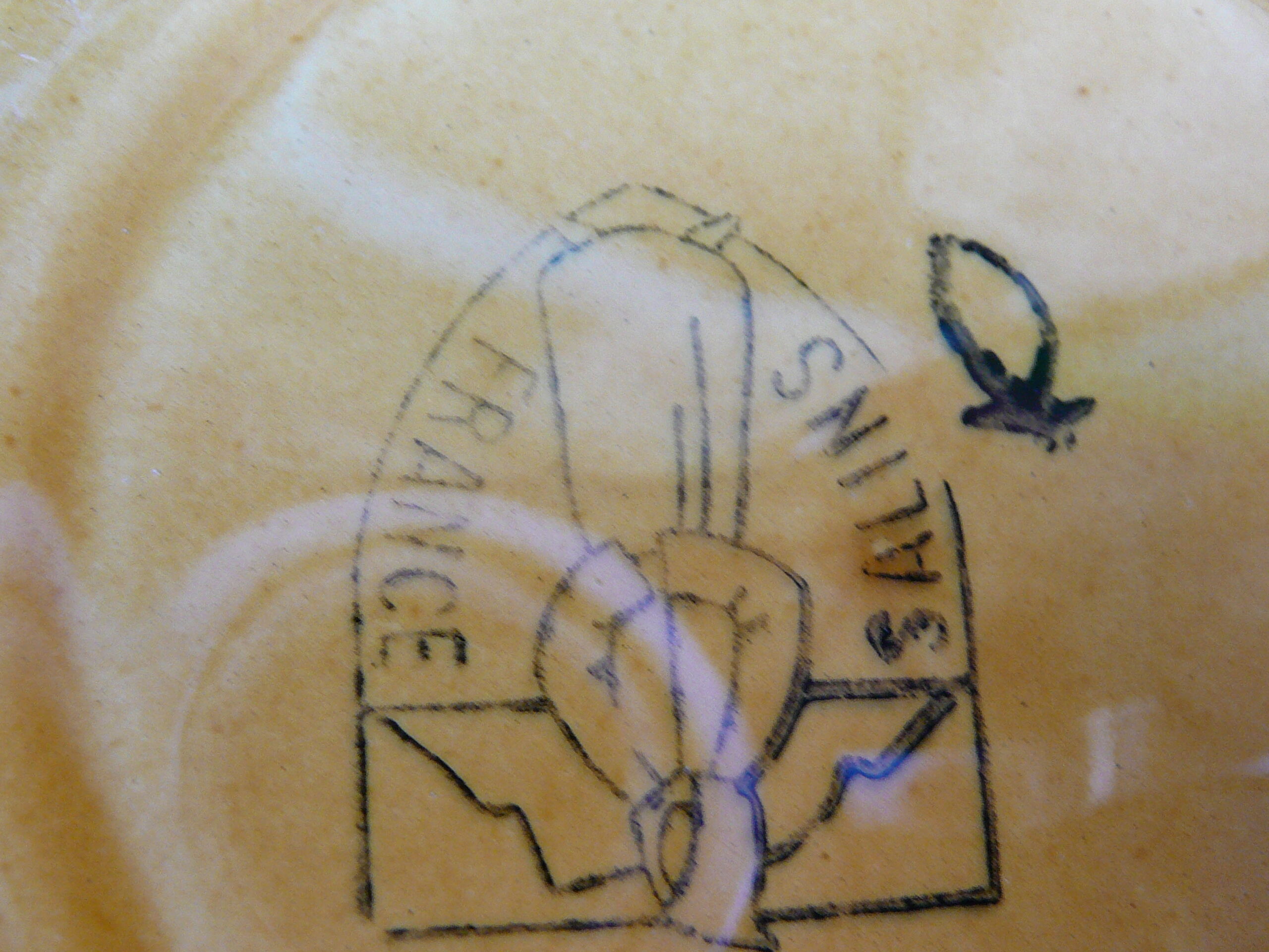 9 hollow plates Salins Provence