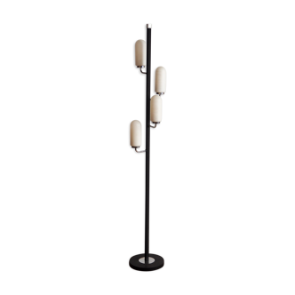 Lamppost with opalines