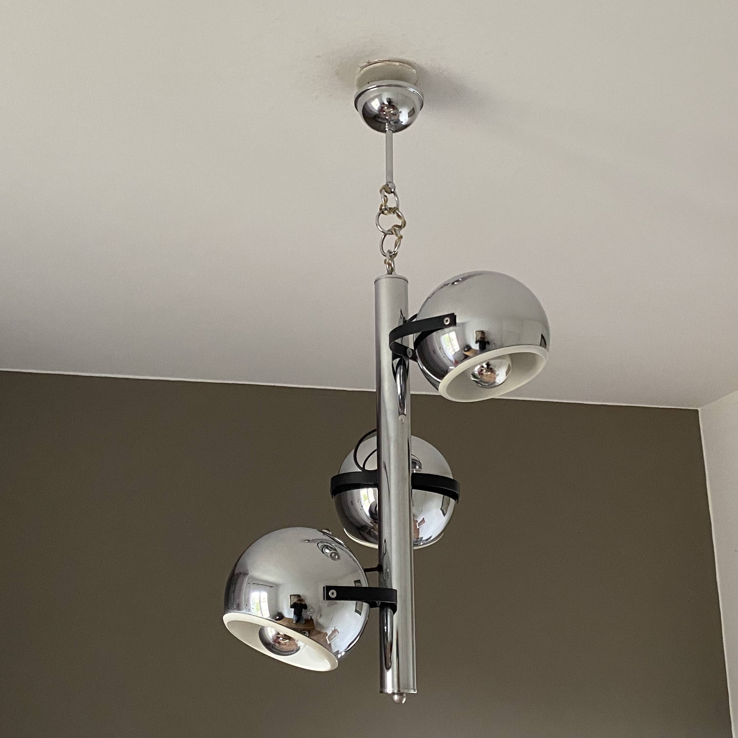 Eye Ball 3 globe pendant light. 1970. Space age.