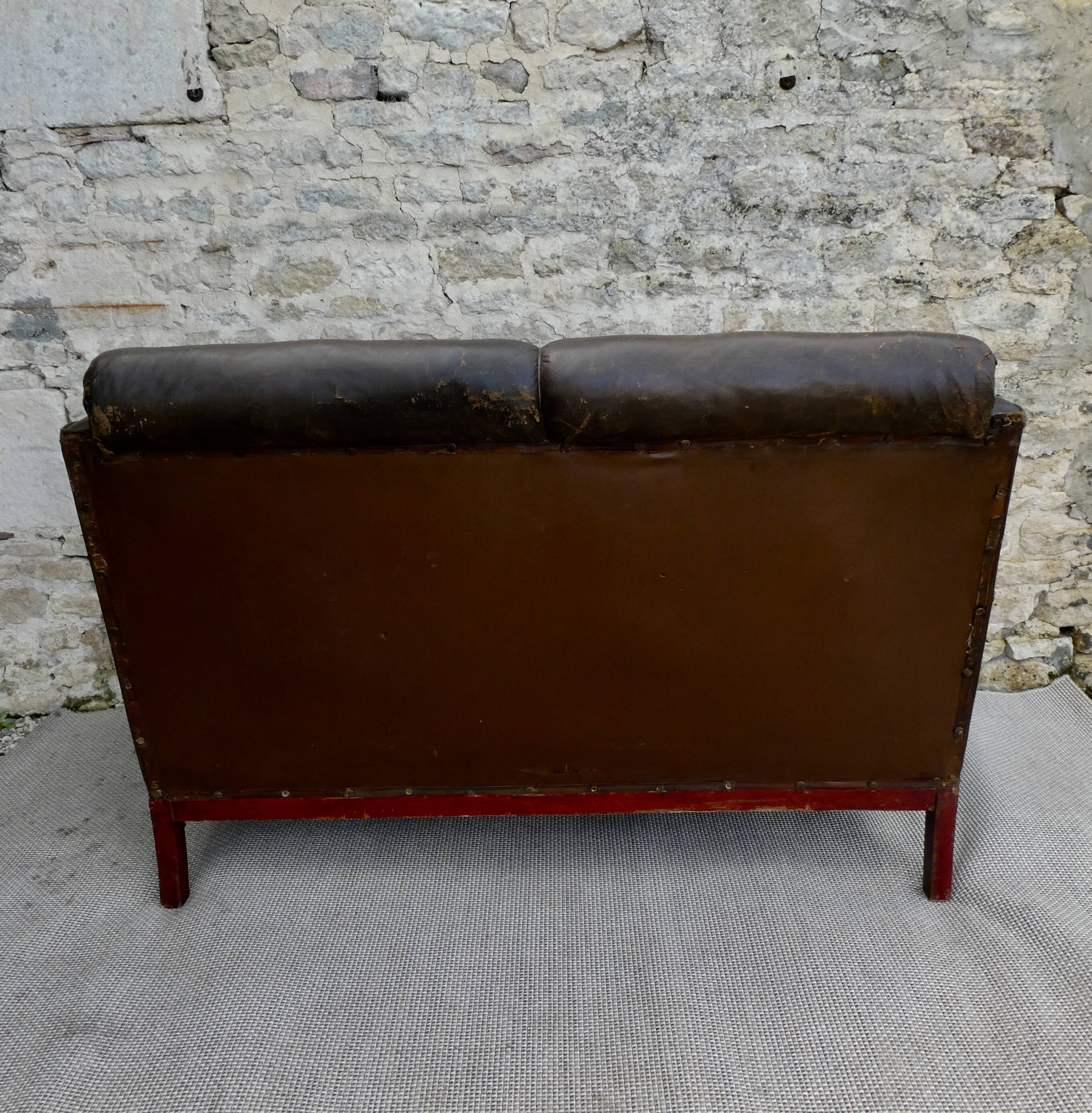 Leather bench and mother-of-pearl marquetry