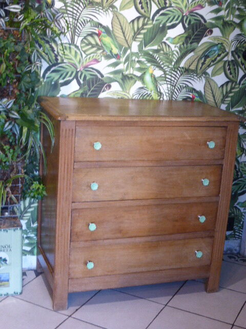 Old English dresser, light wood, 4 drawers