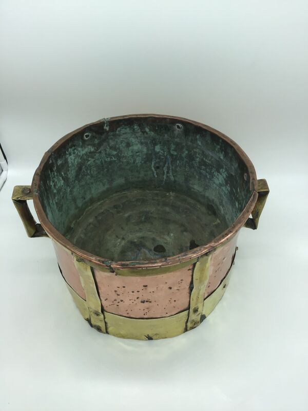 Cache pot ancien en cuivre et laiton XXe siècle