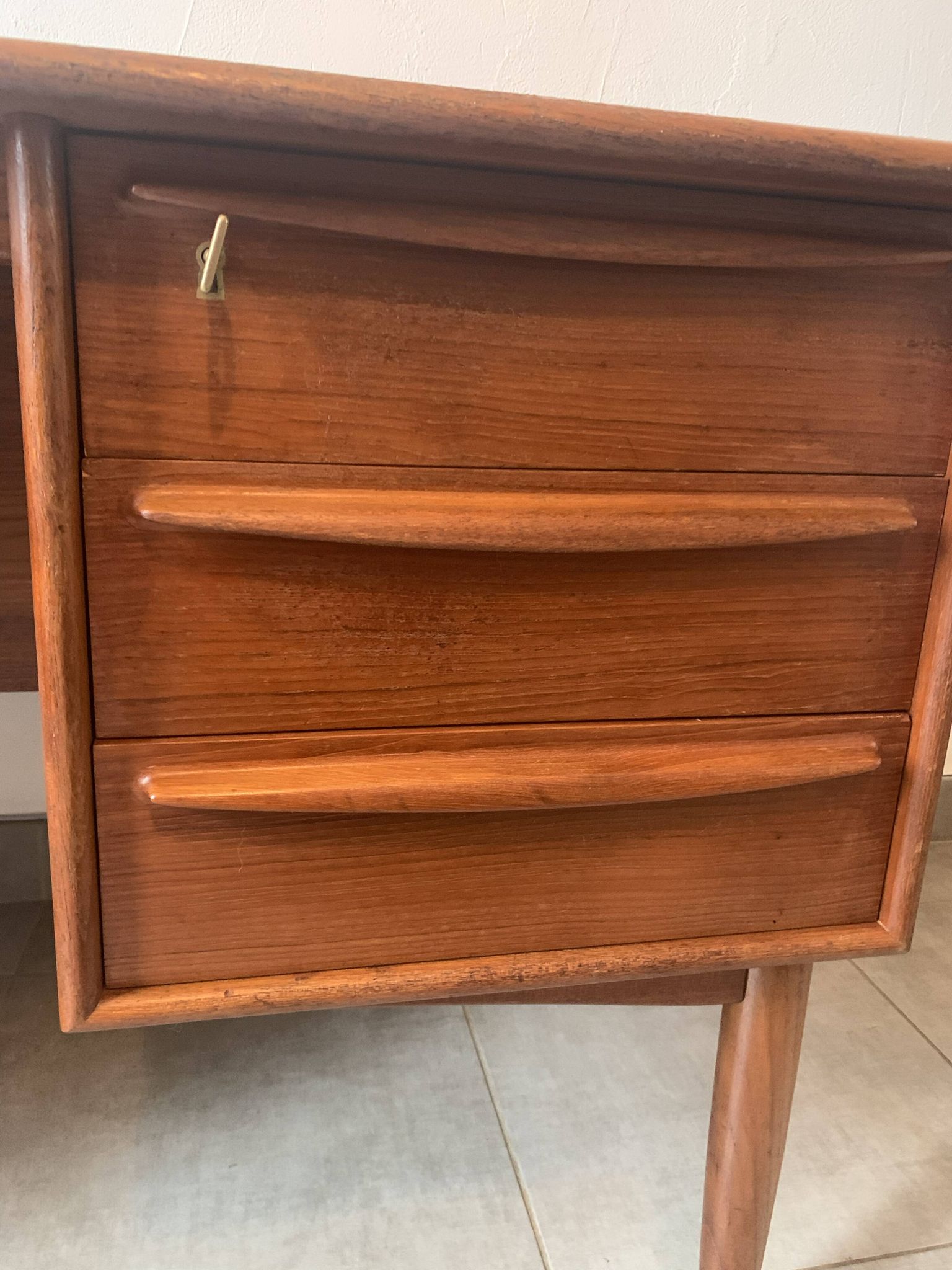 Bureau danois Falster en Teck par Svend Madsen, années 60