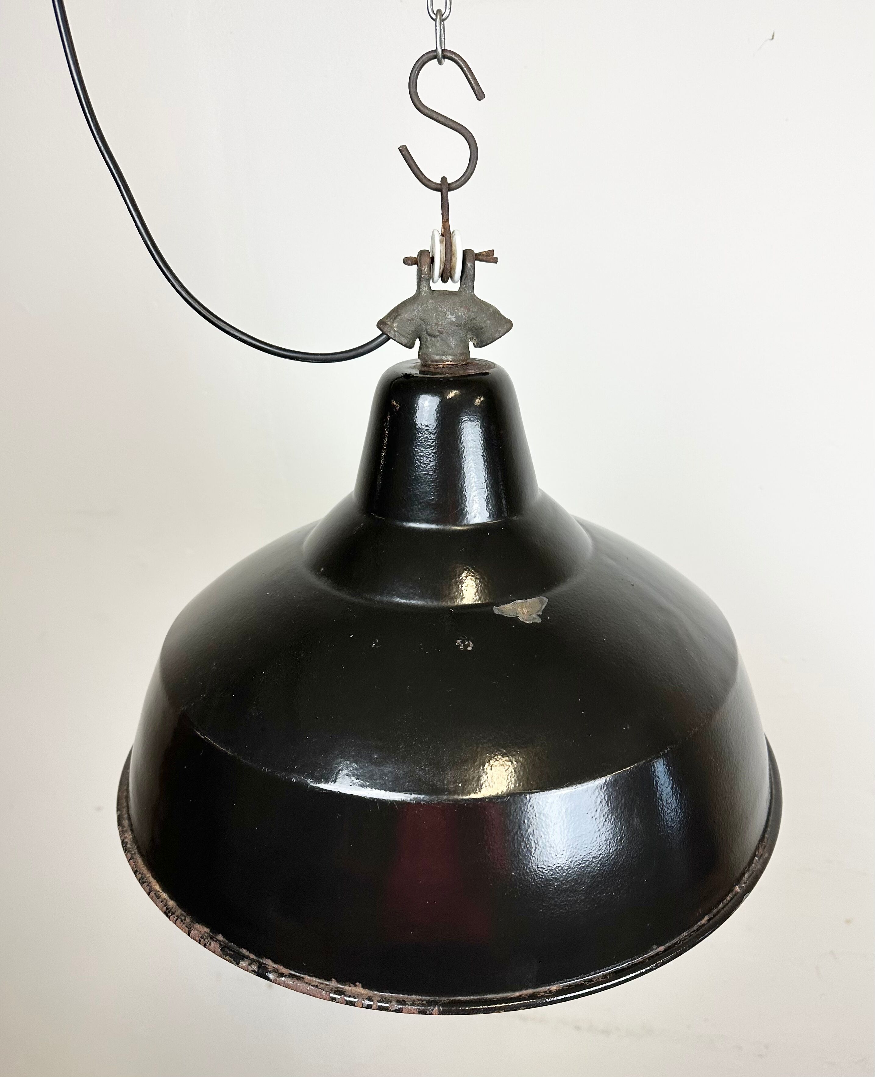 Industrial Black Enamel Factory Lamp with Cast Iron Top, 1950s