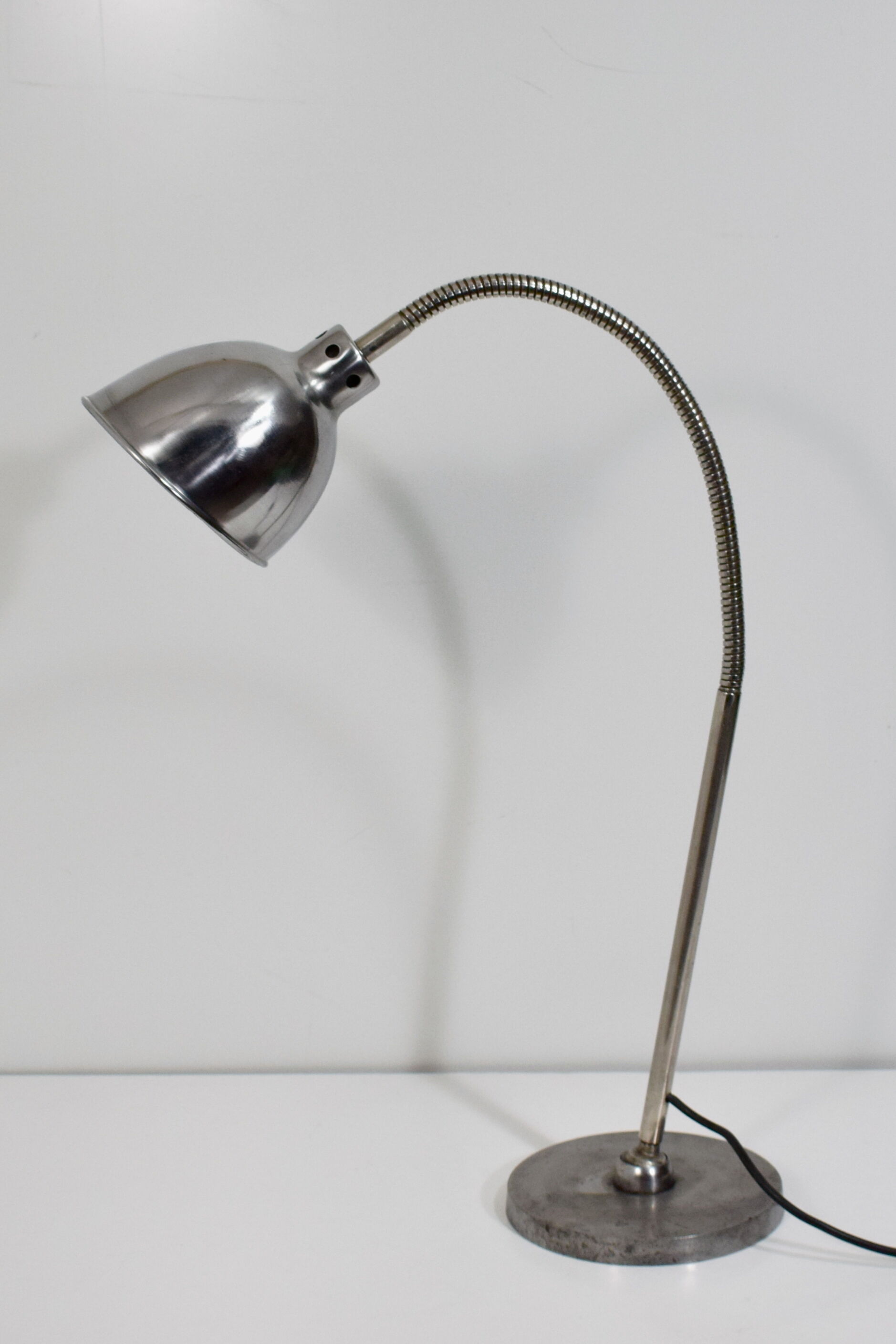 Hala bauhaus modernist lamp