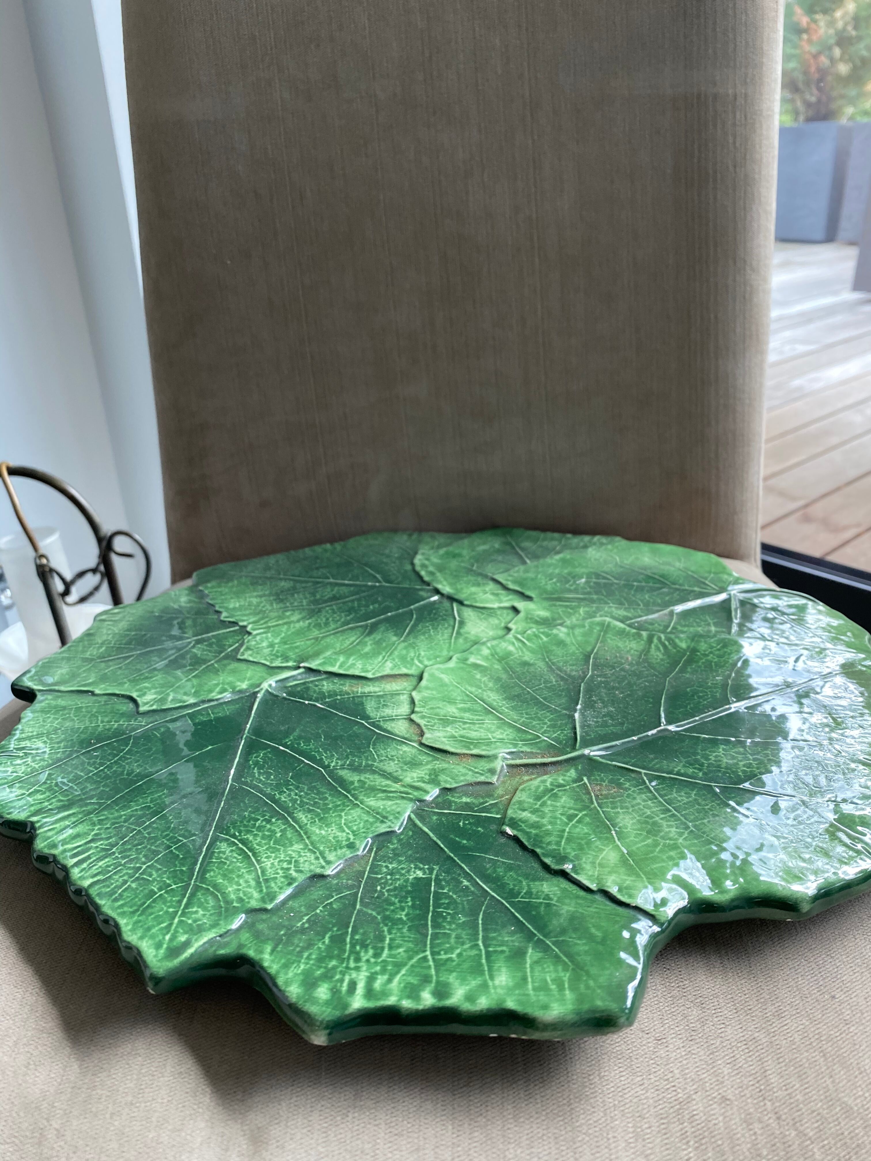 Dish patterns leaves Green color numbered Italy