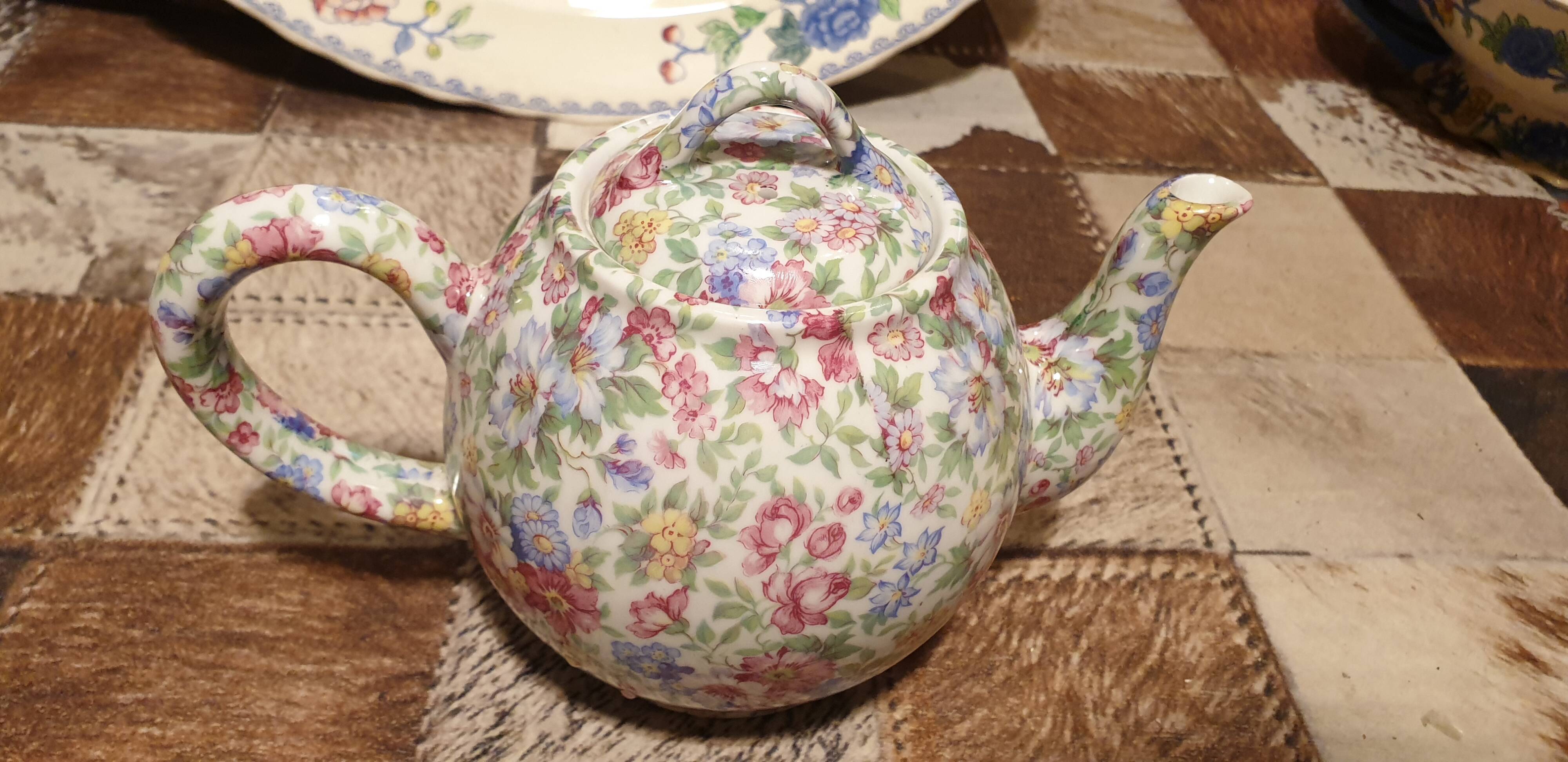 Geneviève Lethu enameled ceramic coffee maker