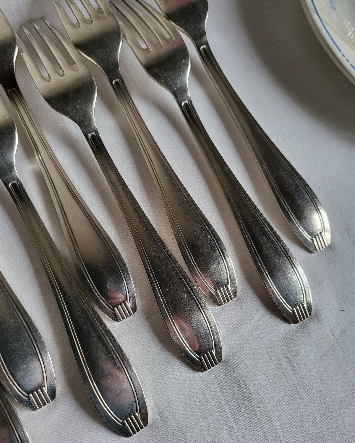 12 silver-plated table forks Manufrance