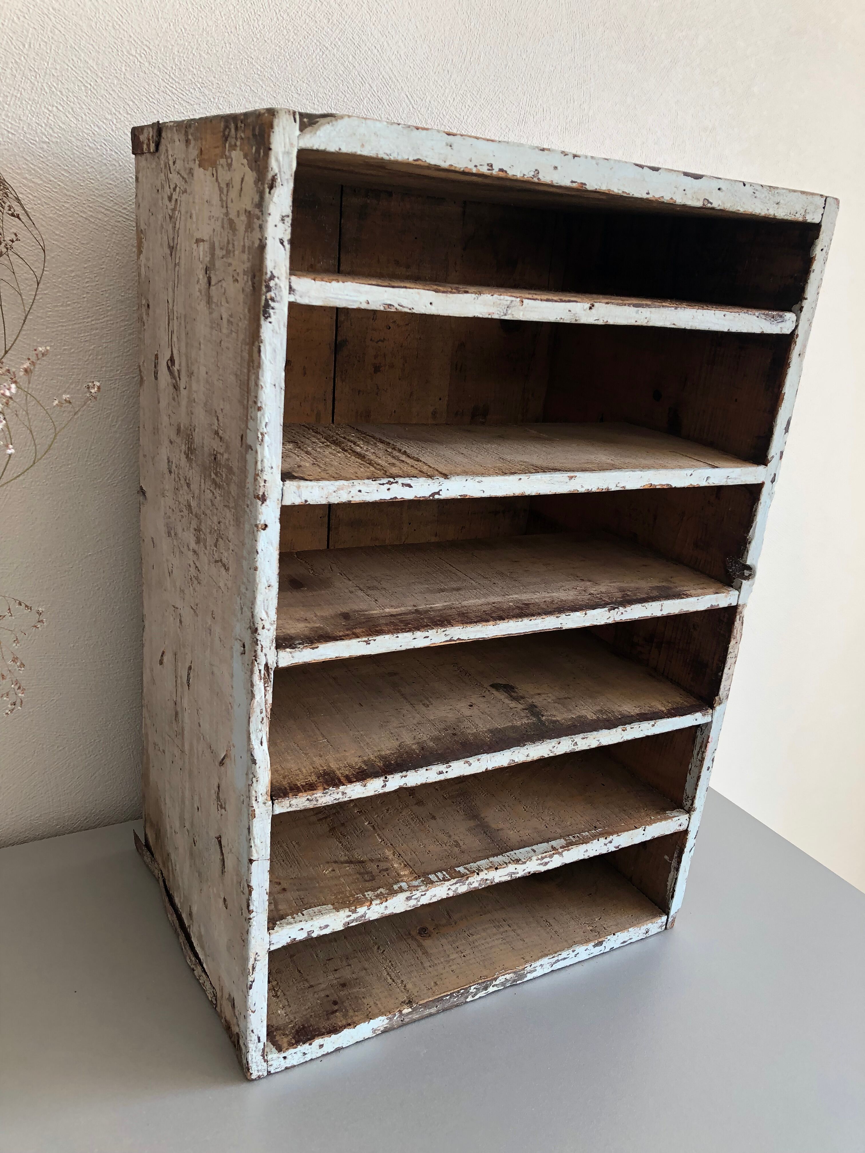 Small drawers furniture skated