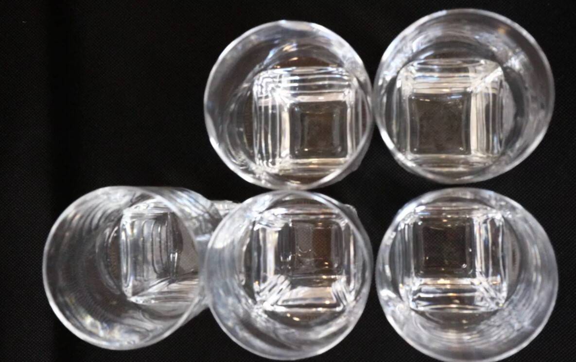 Glass service for 6, 17 pieces Sergio Asti for Arnolfo di Cambio.