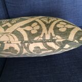 Decorative pillow case in velvet with ottoman turkish 16th century motifs