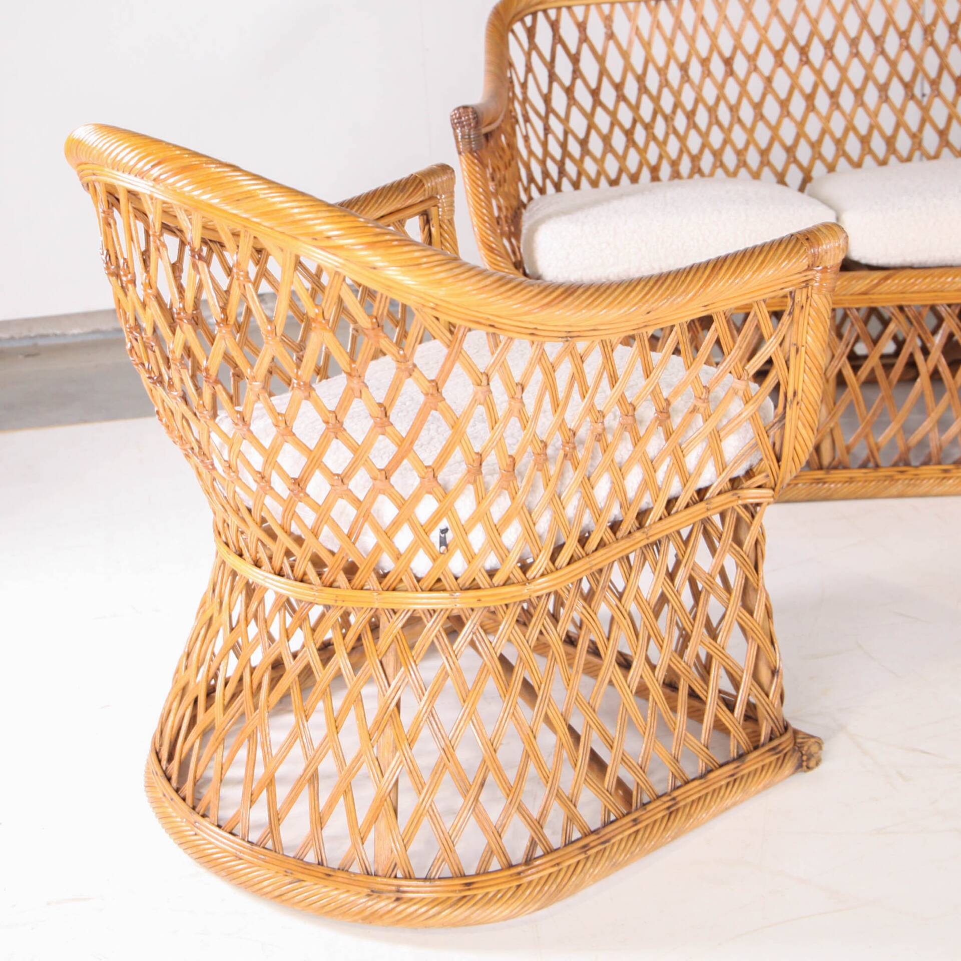 Woven rattan lounge set