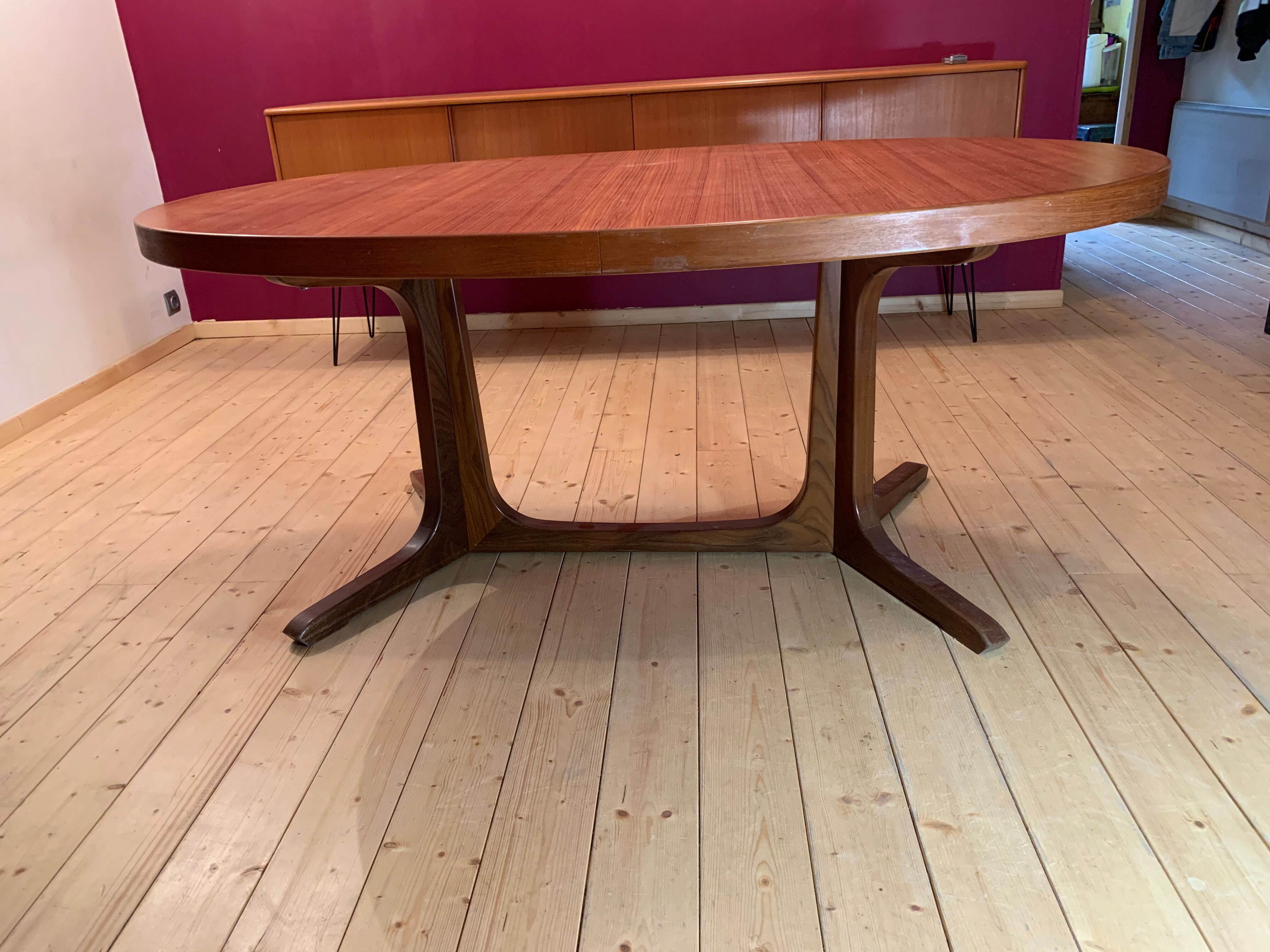 Rosewood dining table has 2 lengths Baumann Scandinavian style M-belfabrik