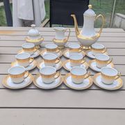 Coffee service – Vintage porcelain gilded with gold – Porcelena Silvestre