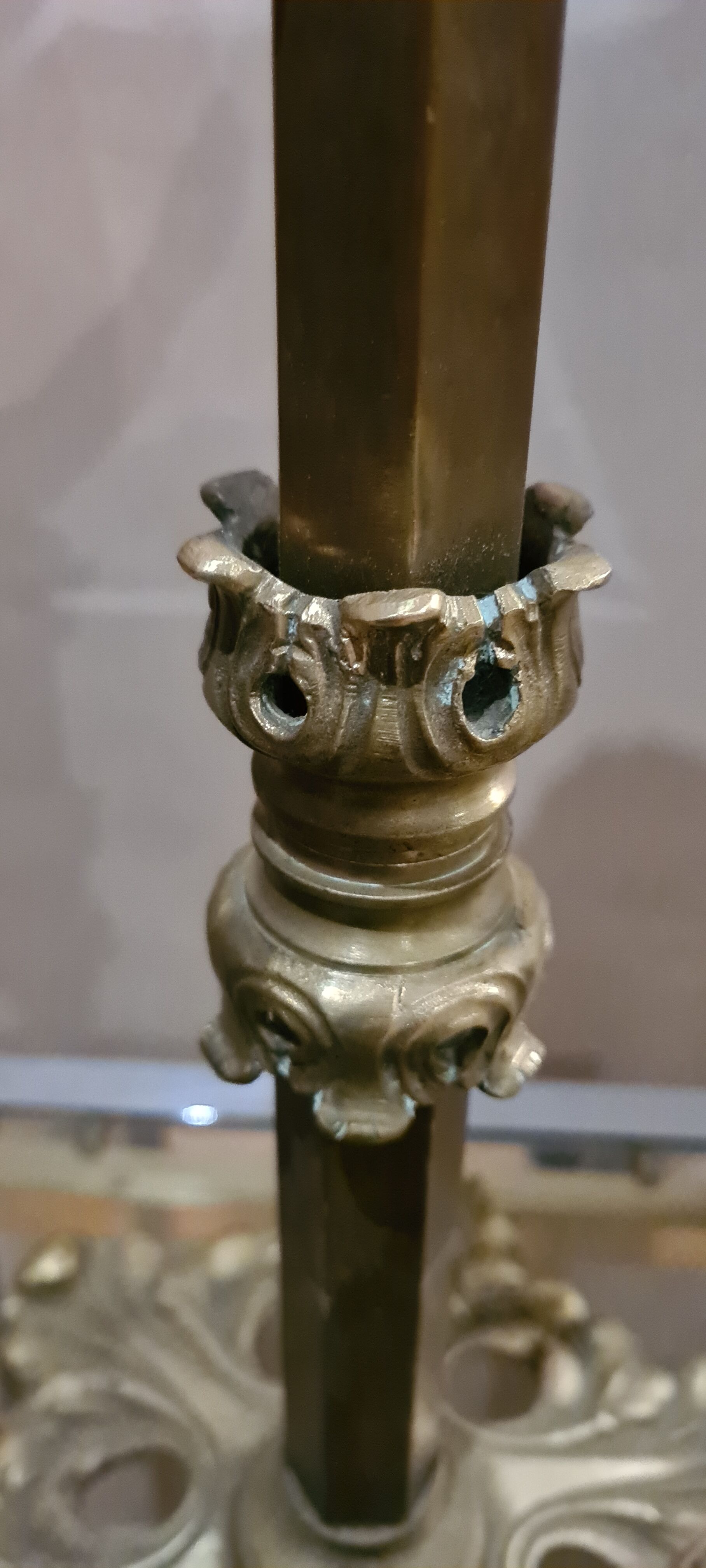 large bronze lamp napoleon iii sculpted globe molded opaque 54x22