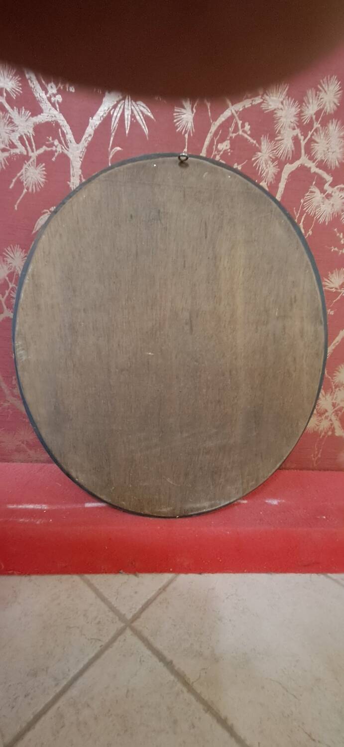 Oval mirror 65 x 56