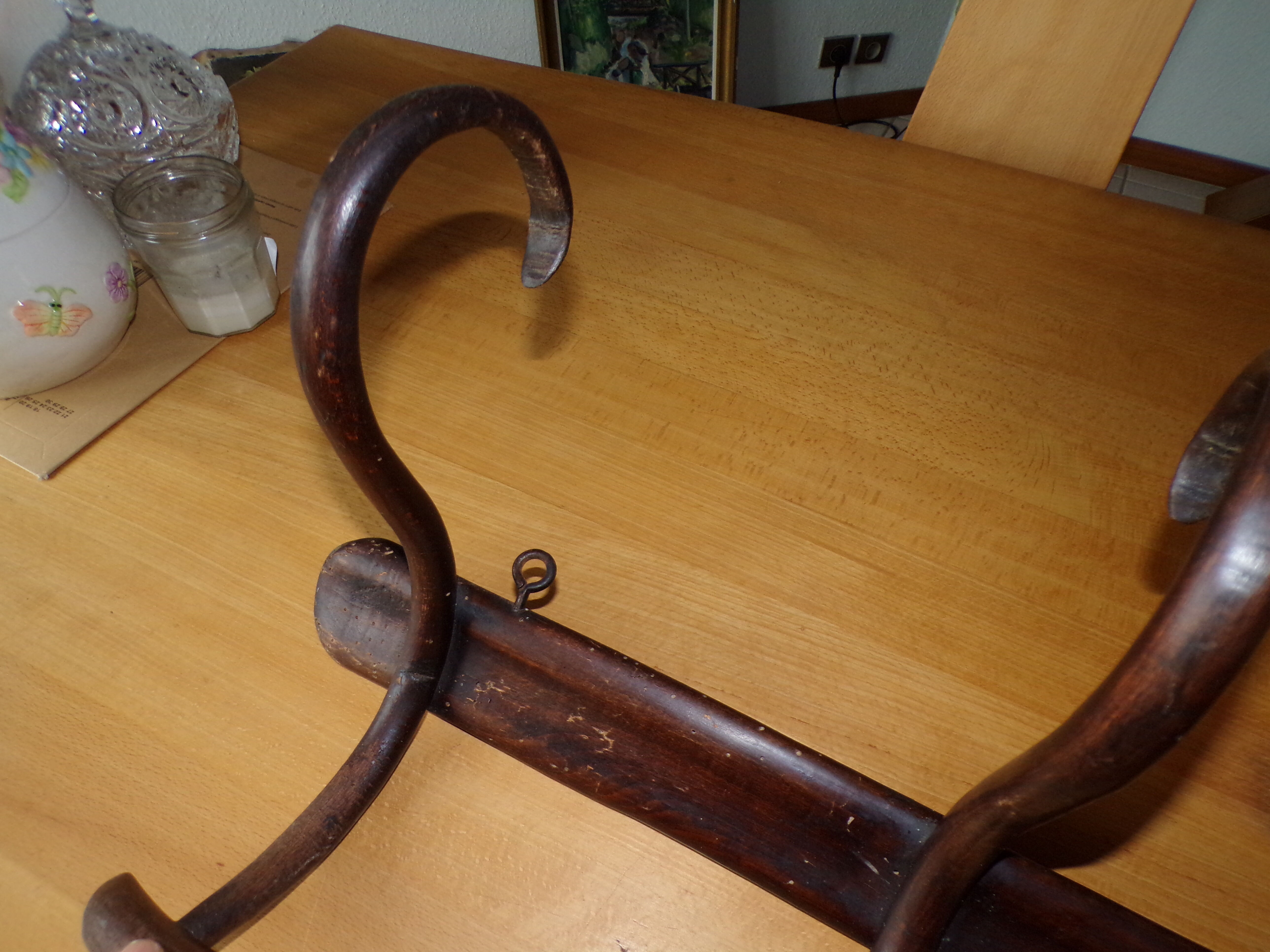 Curved wooden coat rack  3 hooks