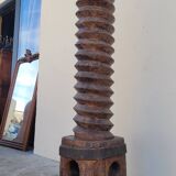 Colonne vis de pressoir en bois ancienne 19ème art populaire rustique en chêne