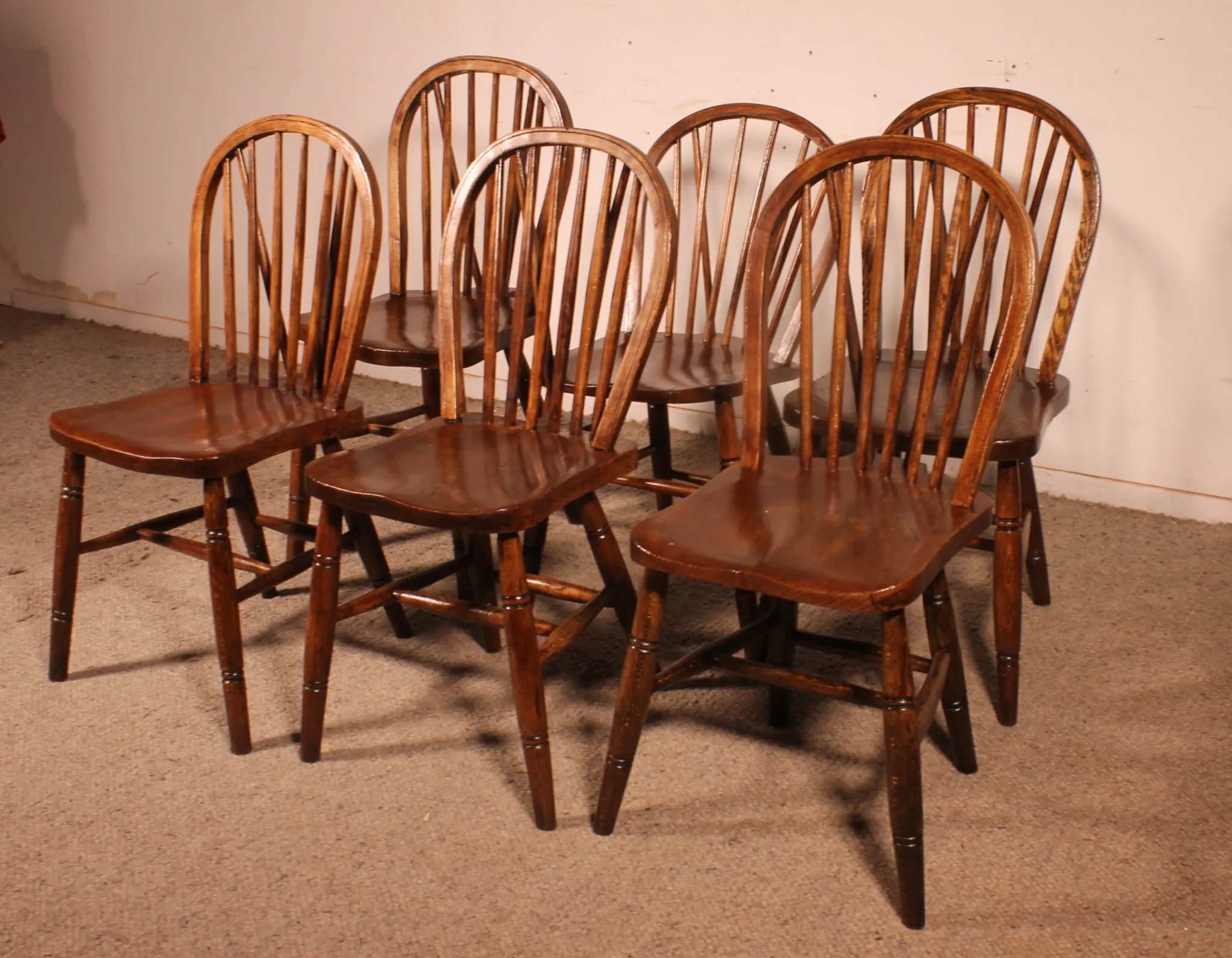 Set of 6 19th Century Windsor Chairs