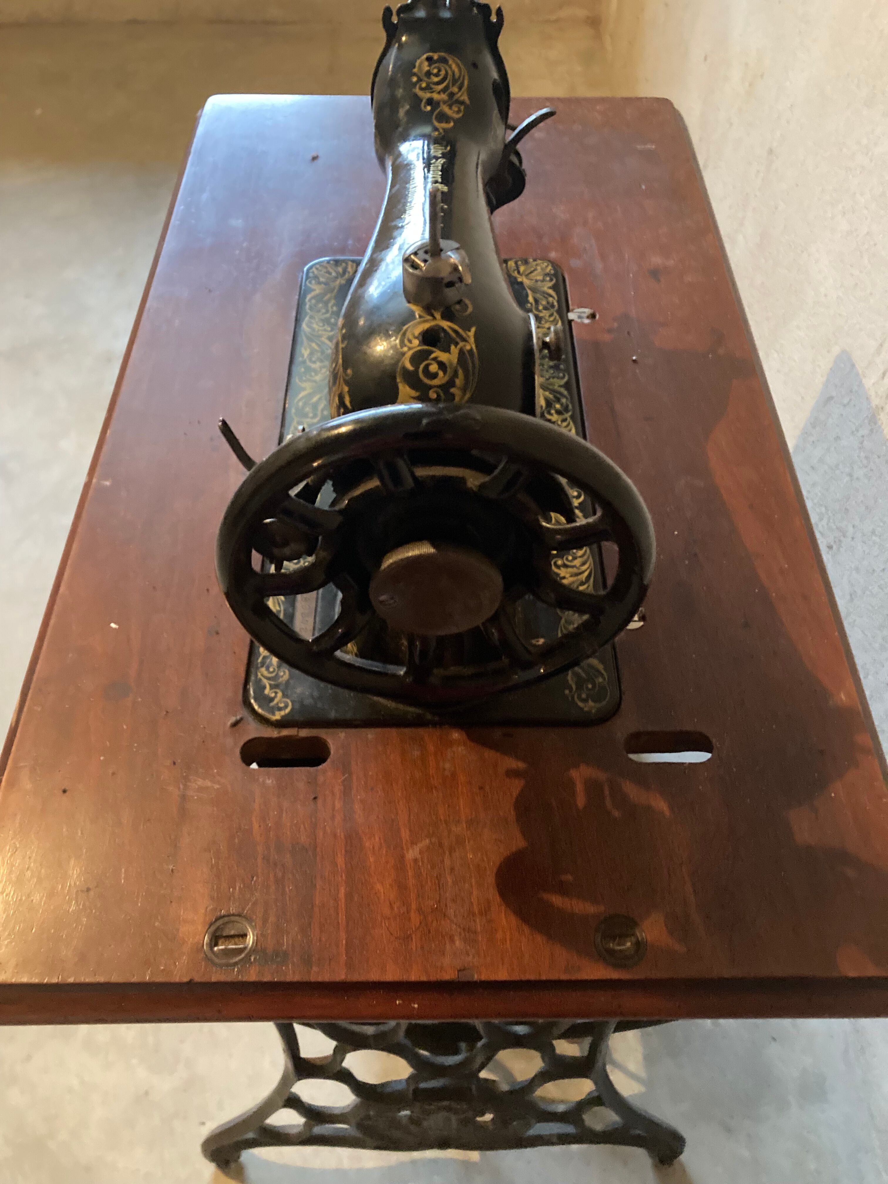 Singer sewing machine
