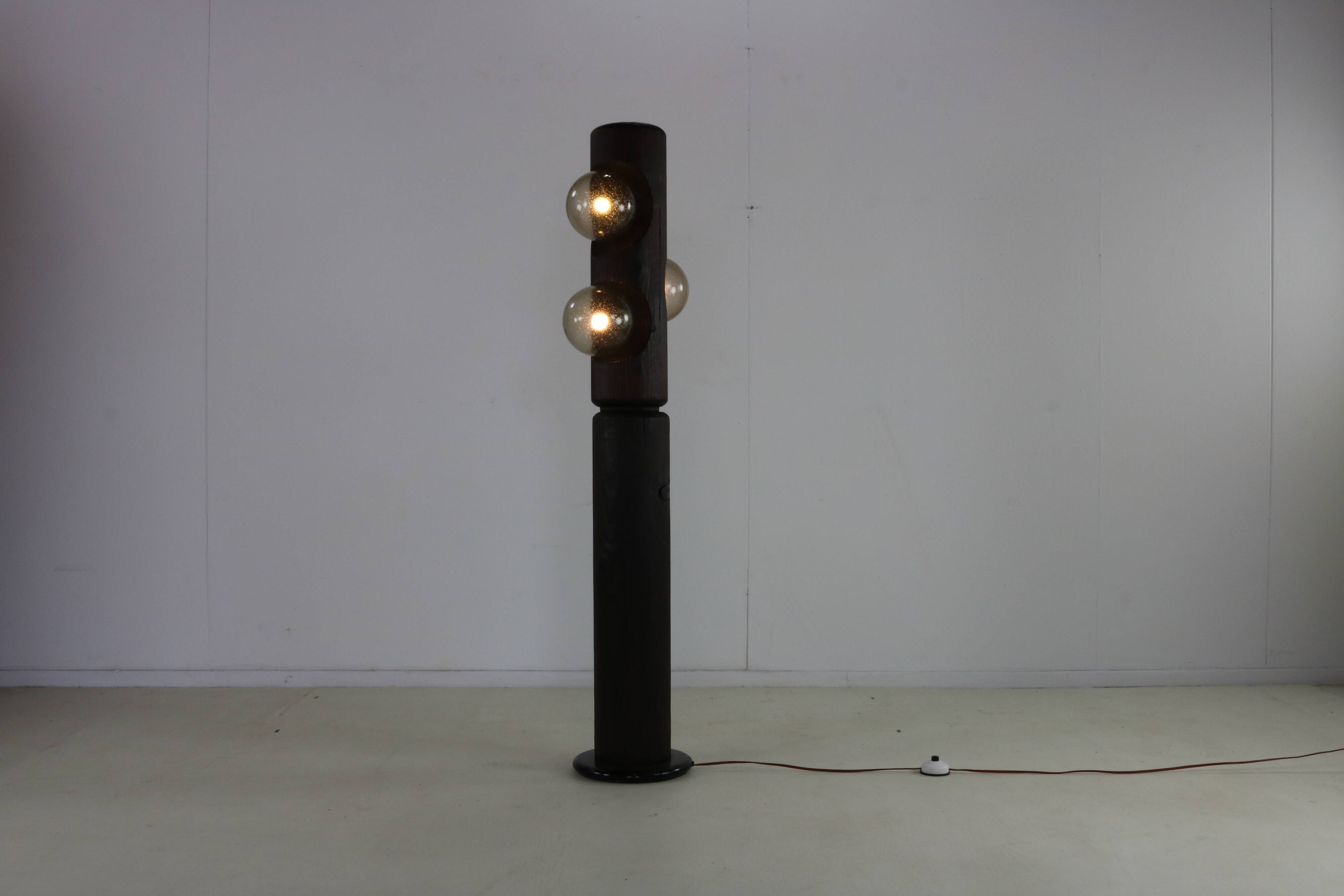 Brutalist design floorlamp