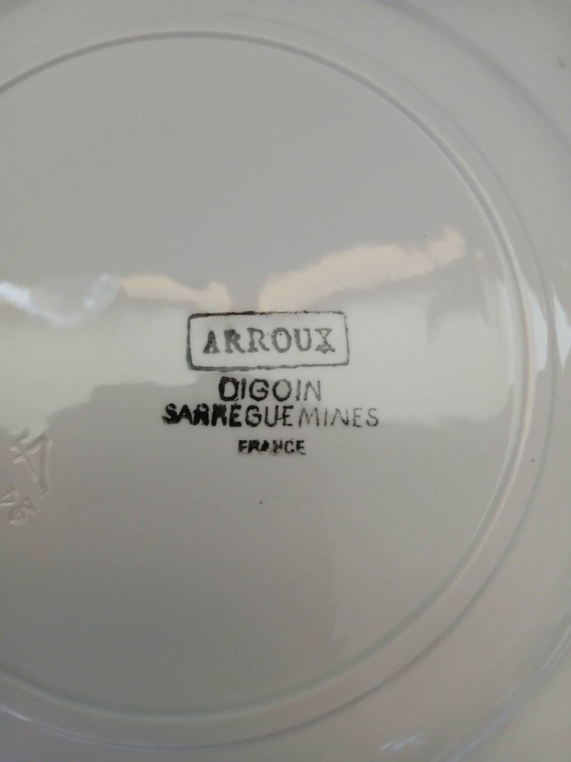 8 old Digoin and Sarreguemines dinner plates