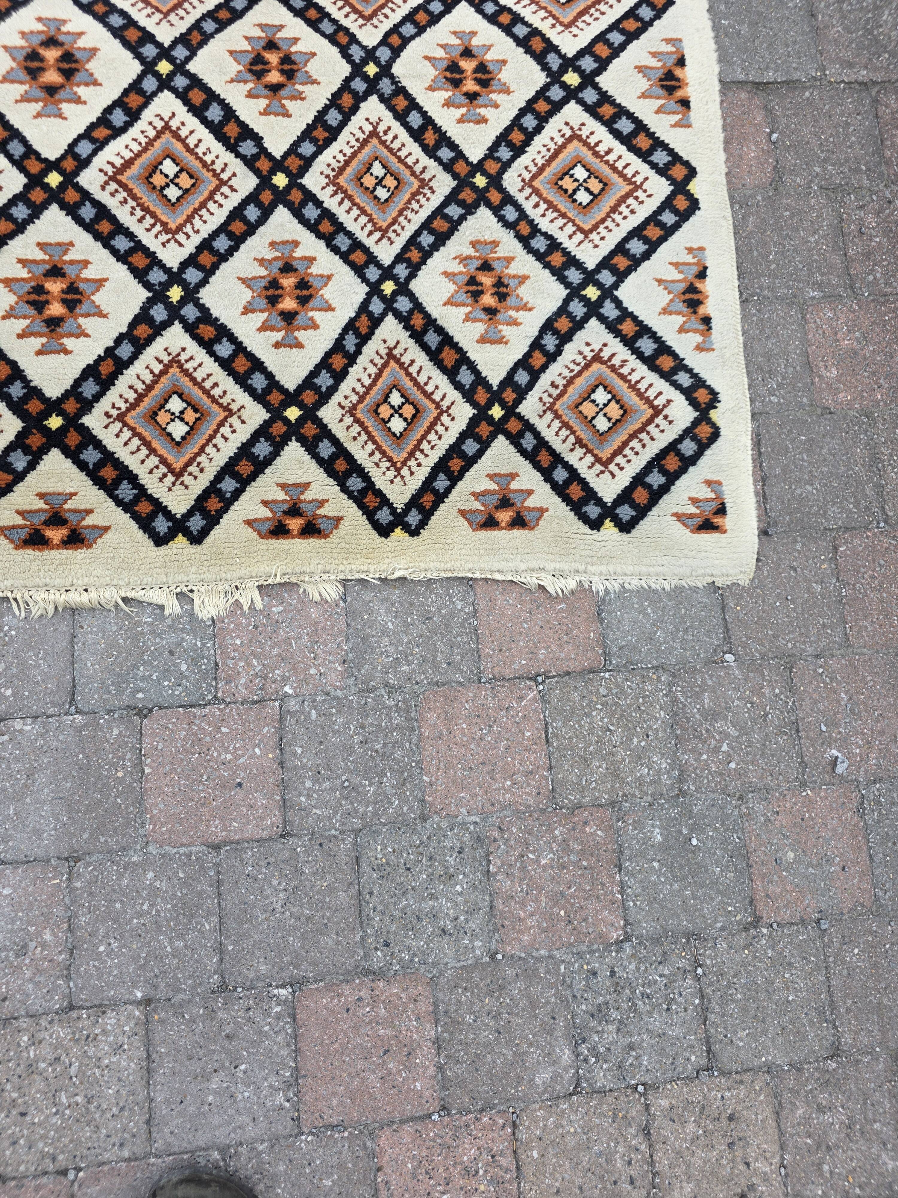 Scandinavian wool rug from the 60s/70s