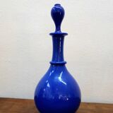 Carafe vintage en opaline bleu cobalt