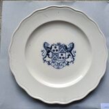 English plate with coat of arms