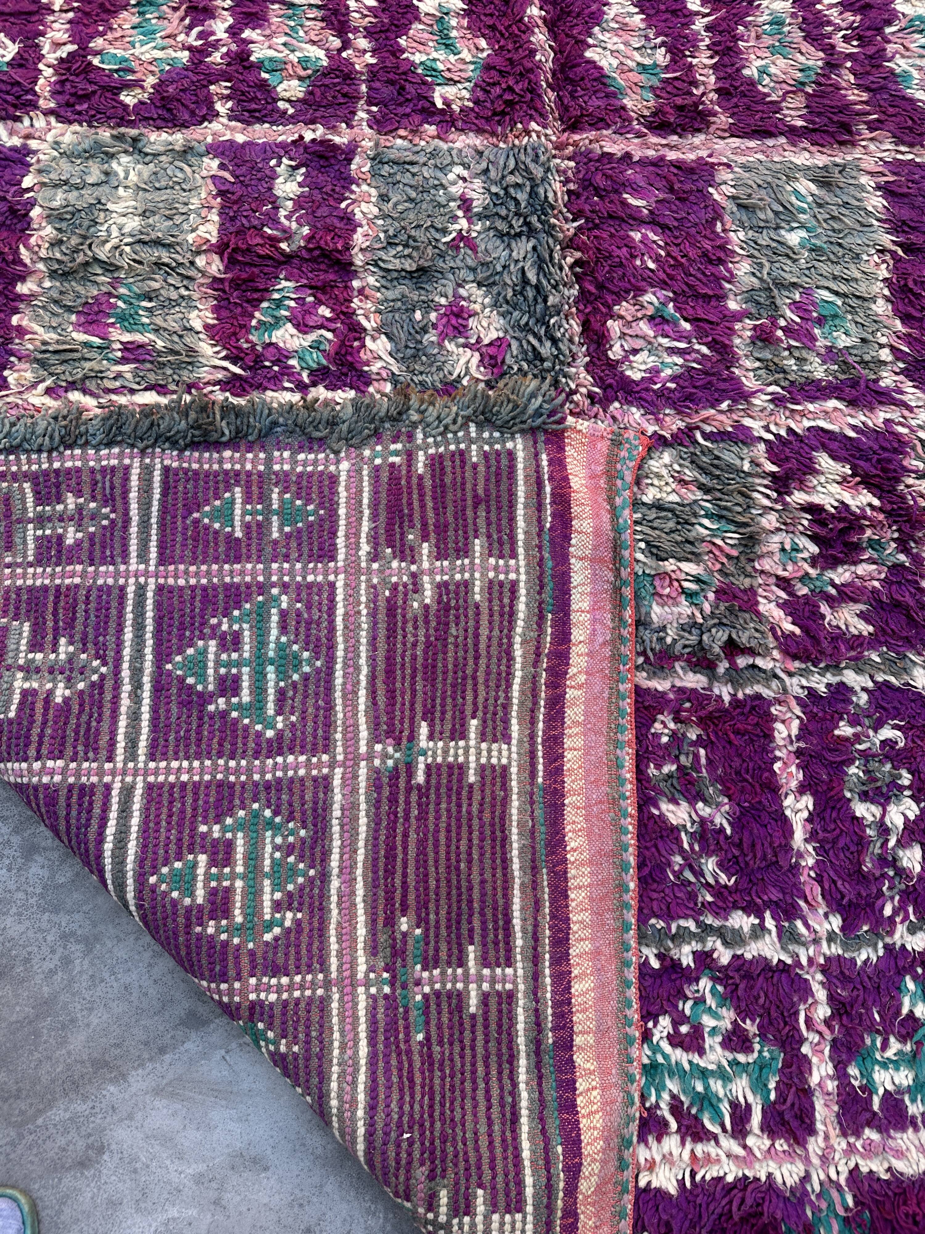 Moroccan Talsint purple rug - 193 x 324 cm