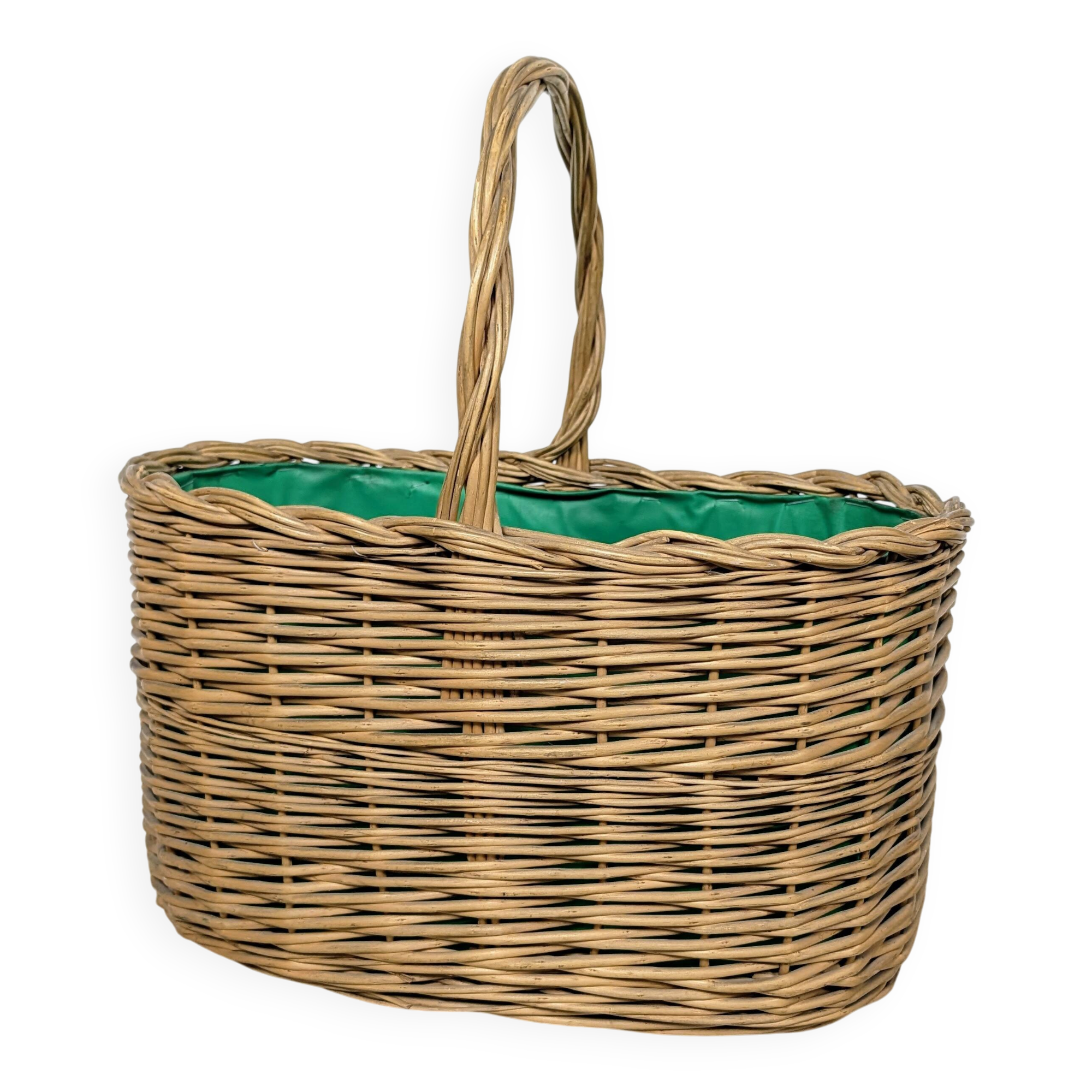 Woven wicker basket