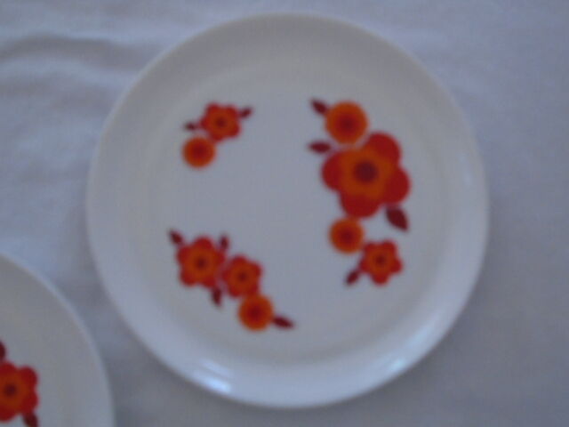 3 flat plates Lotus arcopal france orange diameter 22.5 cm