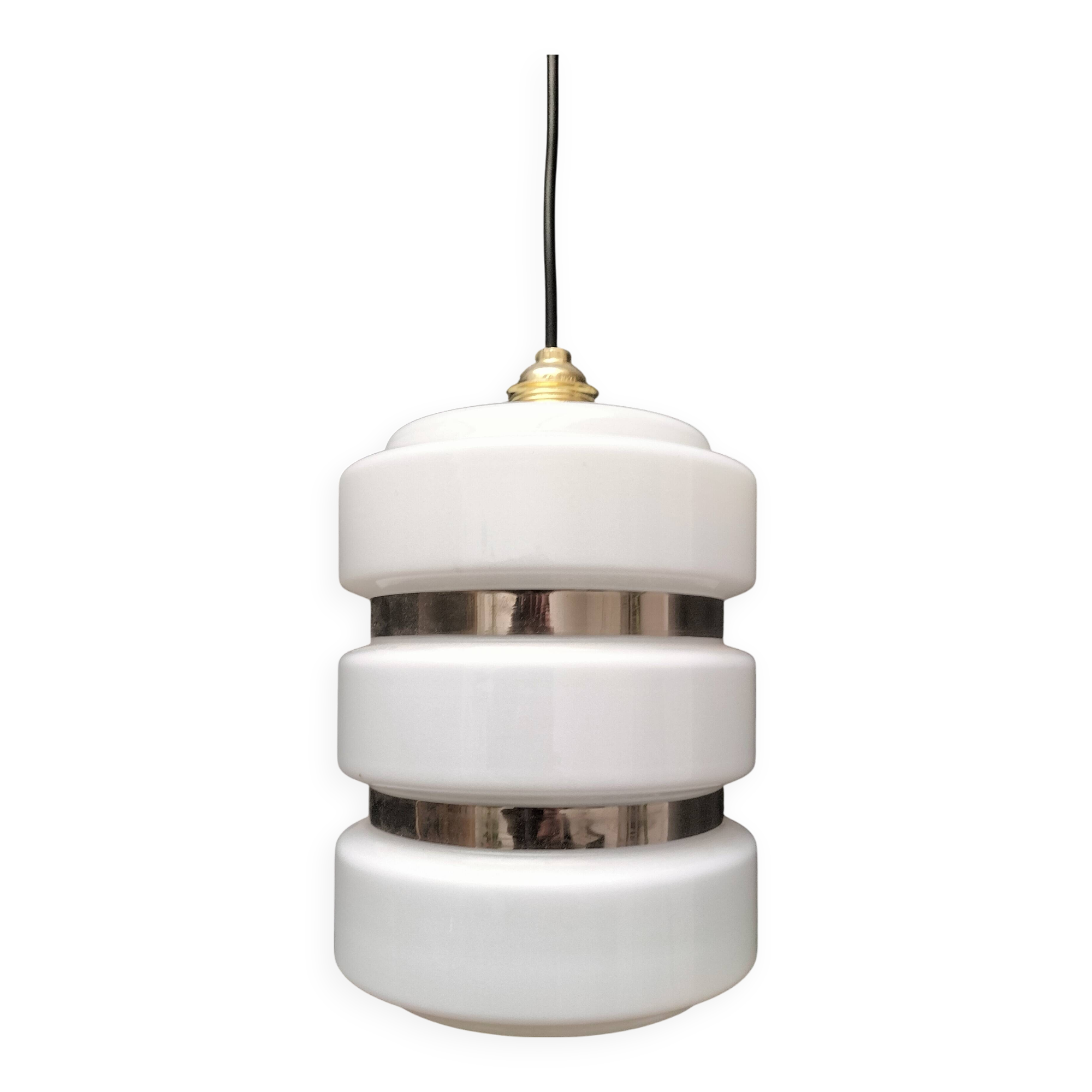 Vintage opaline suspension