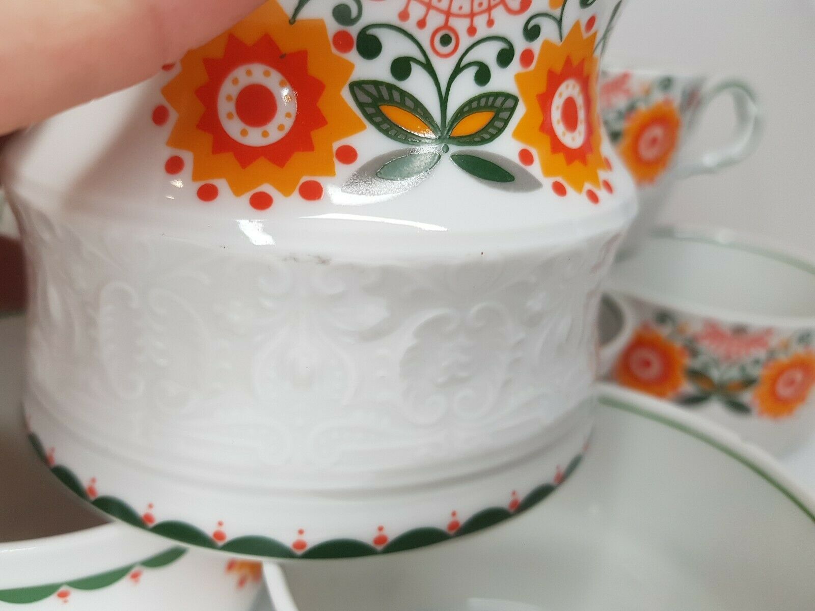 11 cups coffee and sugar pot décor lotus orange 70s