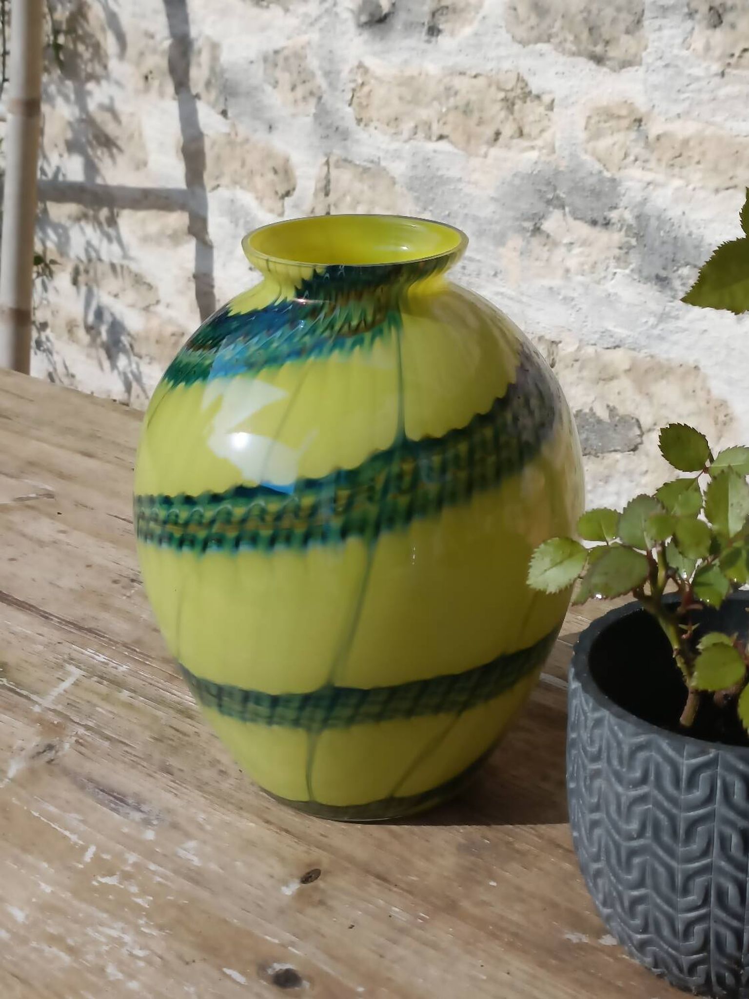 Two-tone blown glass vase from the 70s