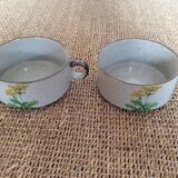 Tea cups