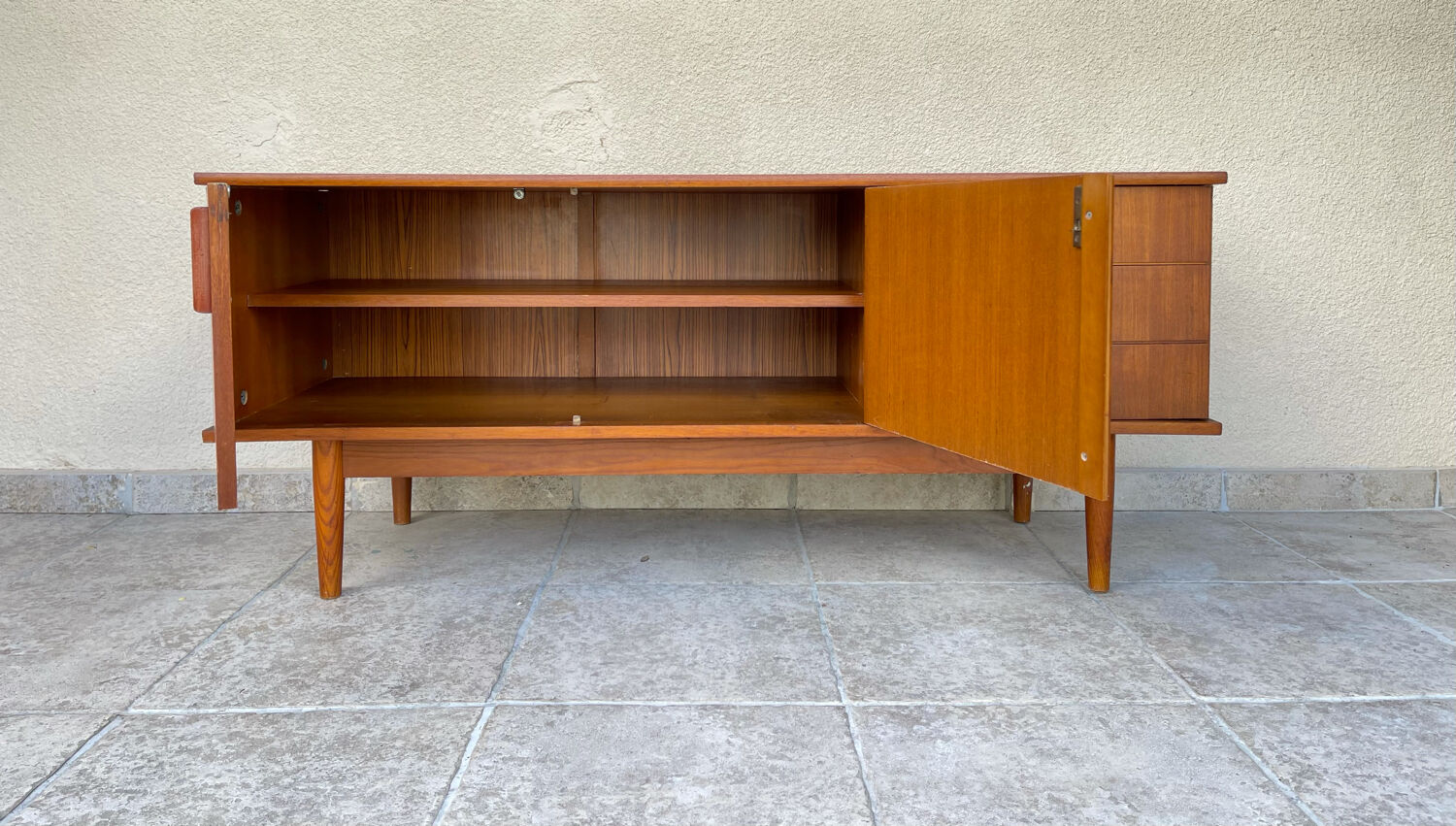 Scandinavian teak row